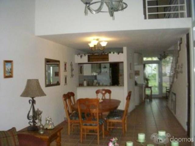 SE VENDE ESPACIOSA VILLA EN DORADO, VILLAS DE GOLF - 2